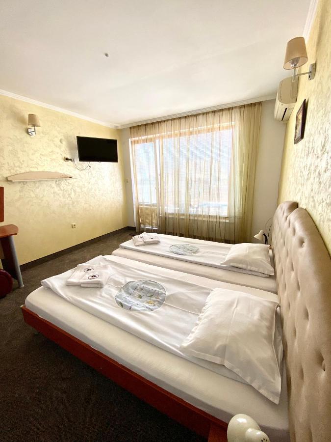 Family Hotel The Golden Fish Созополь Экстерьер фото